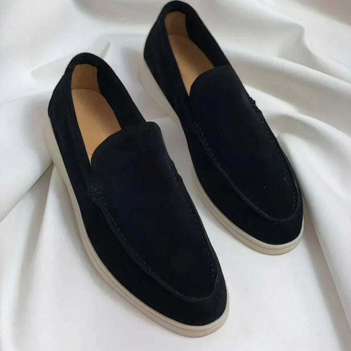 Élégants mocassins en daim