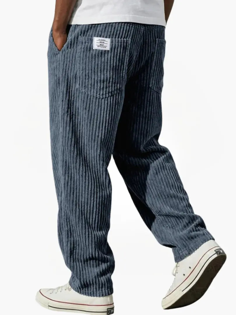 Pantalon en velours côtelé d'inspiration vintage
