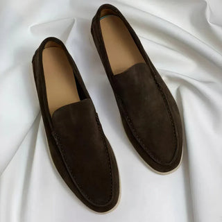 Élégants mocassins en daim