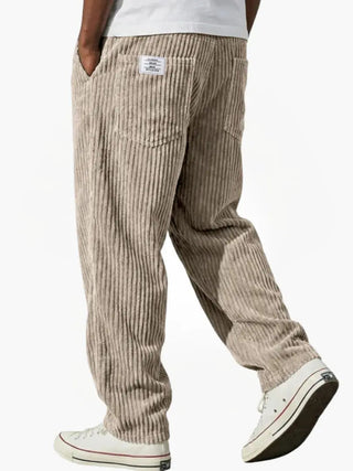 Pantalon en velours côtelé d'inspiration vintage