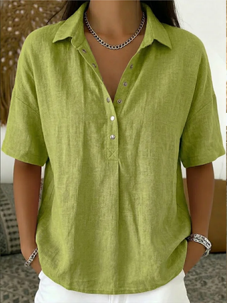 Blouse avec col et détail de bouton