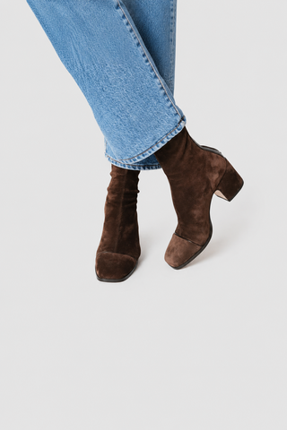 Nora | Bottines en daim à bout carré