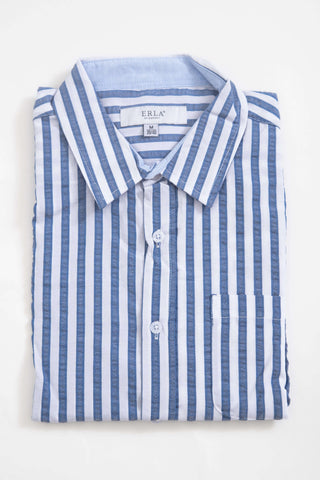 Chemise courte à rayures bleues en seersucker