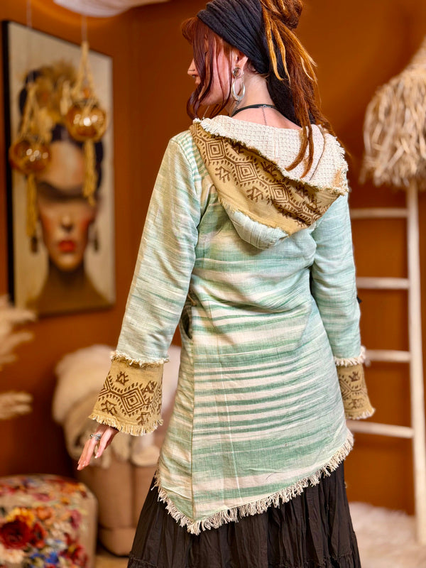 Veste à Capuche Bohémienne en Khadi