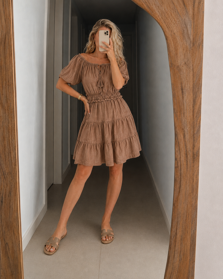 Robe Mila Off-Shoulder