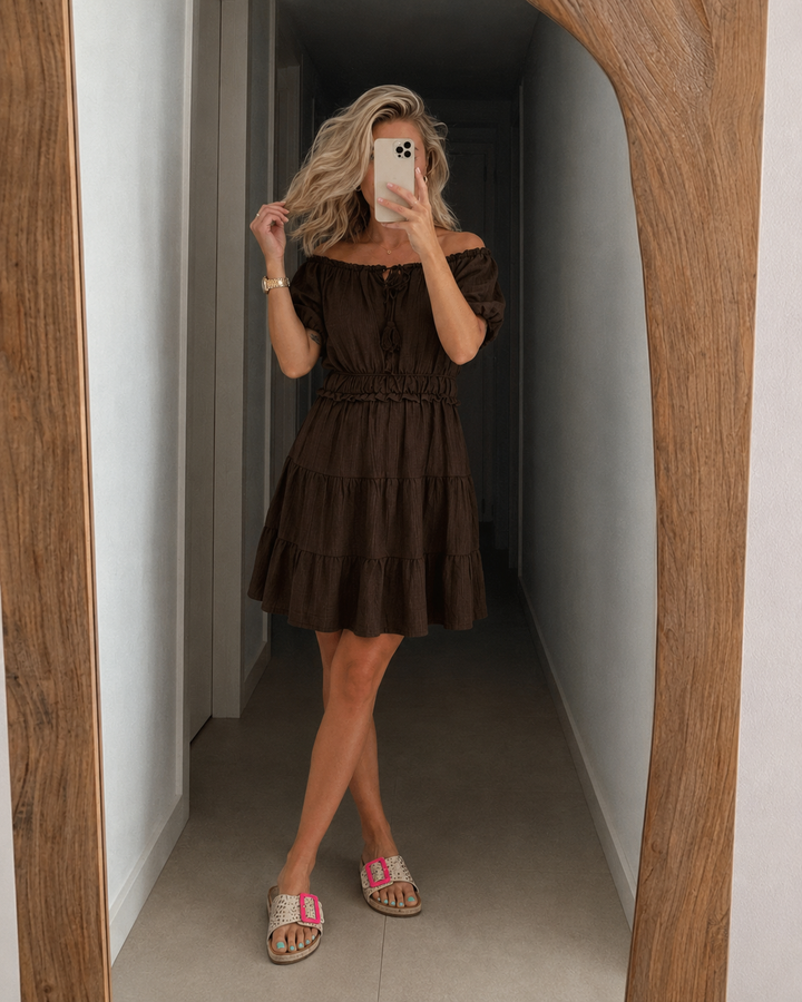 Robe Mila Off-Shoulder