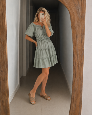 Robe Mila Off-Shoulder