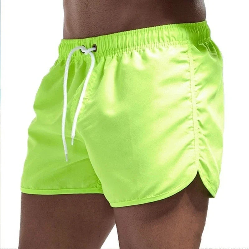 Maillots de bain élégants pour homme