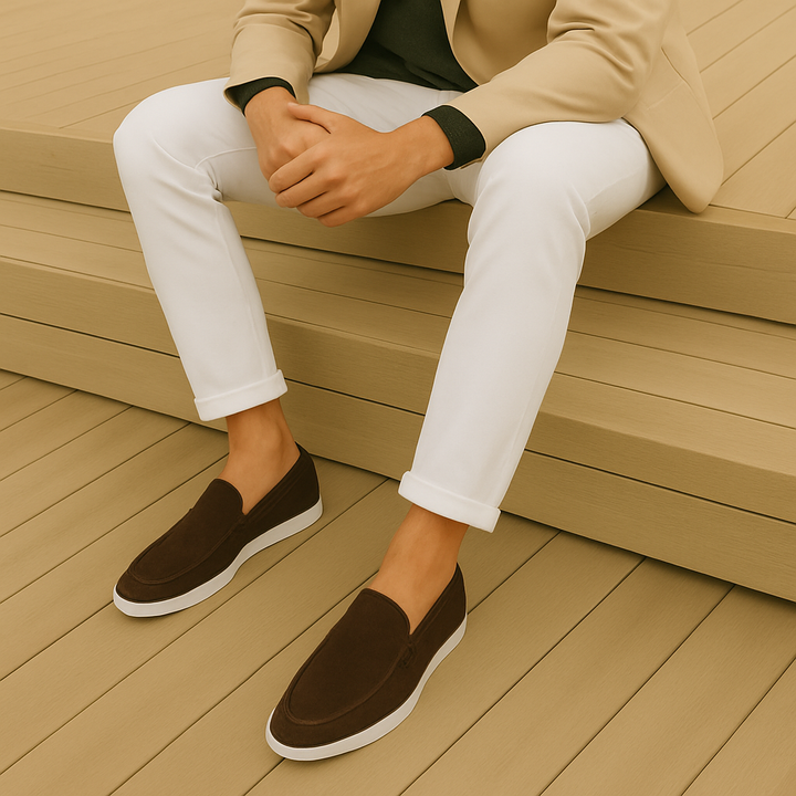 Élégants mocassins en daim