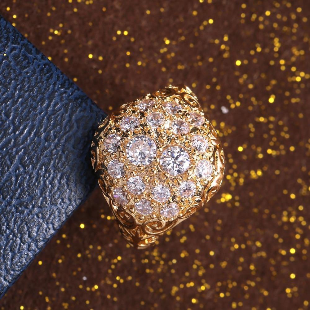 Bague Vintage en Or avec Diamants Ronds
