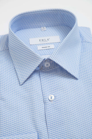 Chemise bleu clair à motifs
