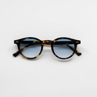 Saint | Lucente™