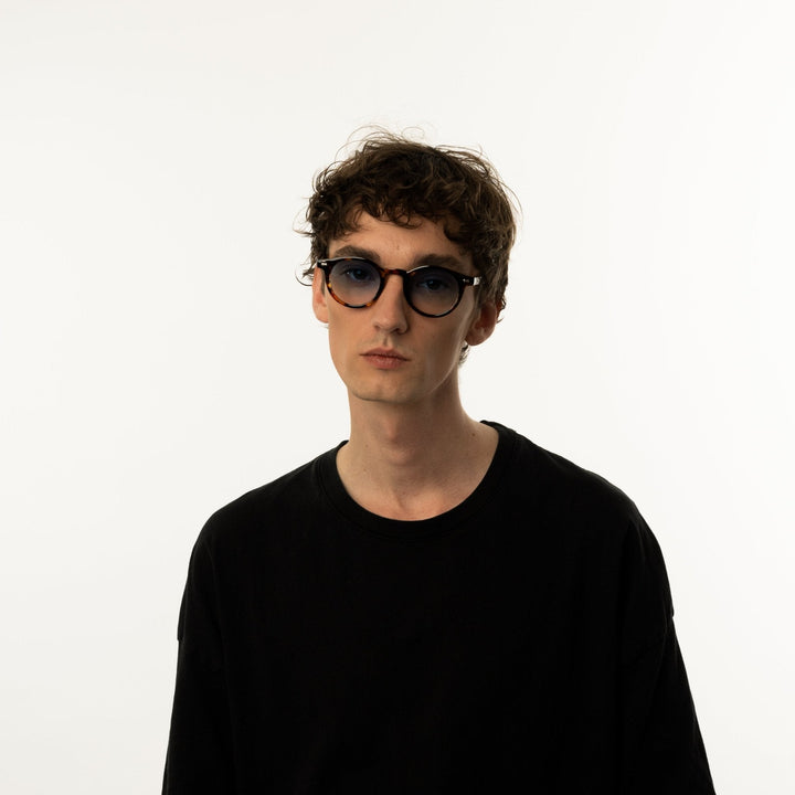 Saint | Lucente™