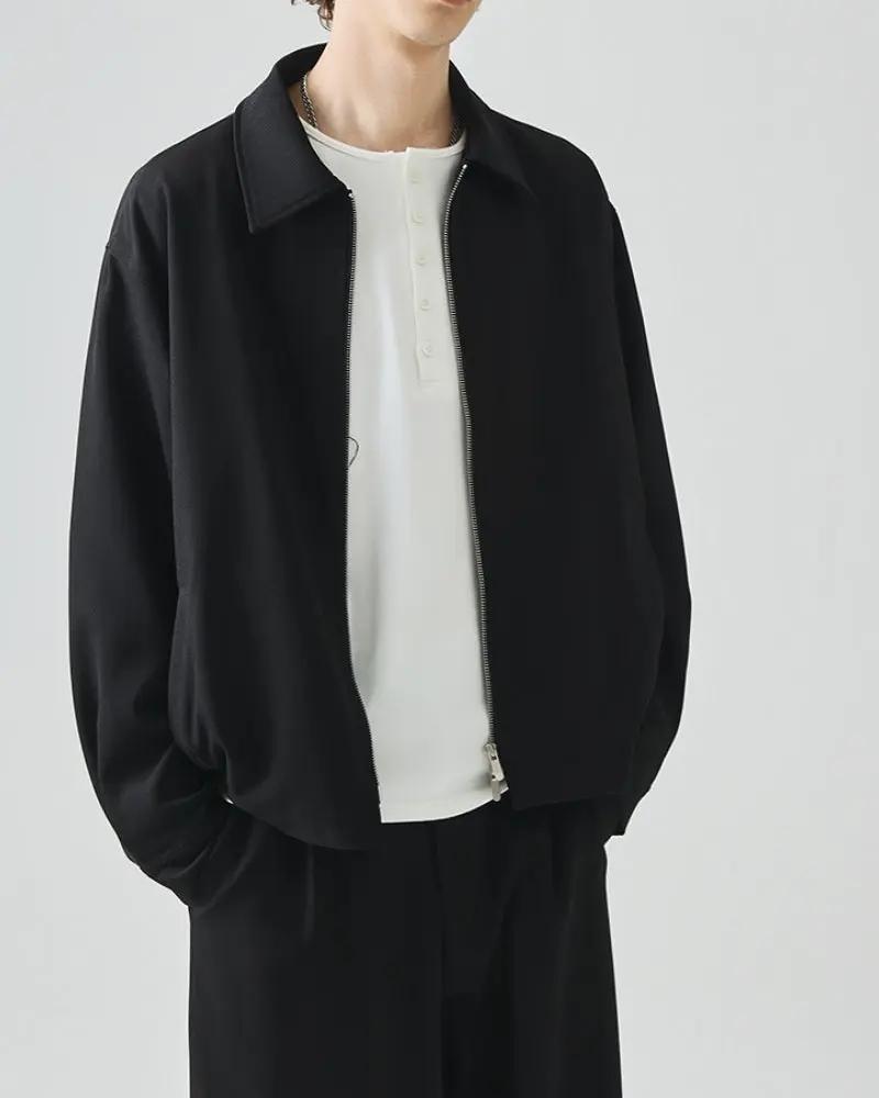 Veste zippée minimaliste