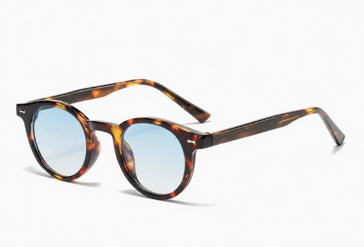 Saint | Lucente™